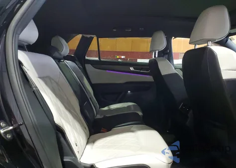 2024 Volkswagen Atlas Cross Sport Sel Premium R-Line z USA, uszkodzony, nr VIN 1V2FE2CA1RC241894